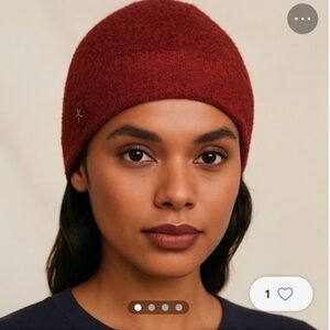 NWT Barefoot Dreams Crimson Knit Hat